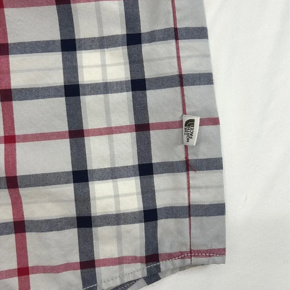 The North Face Gorpcore Plaid Button Down Shirt XL Outdoor Utility Rugged Grey
